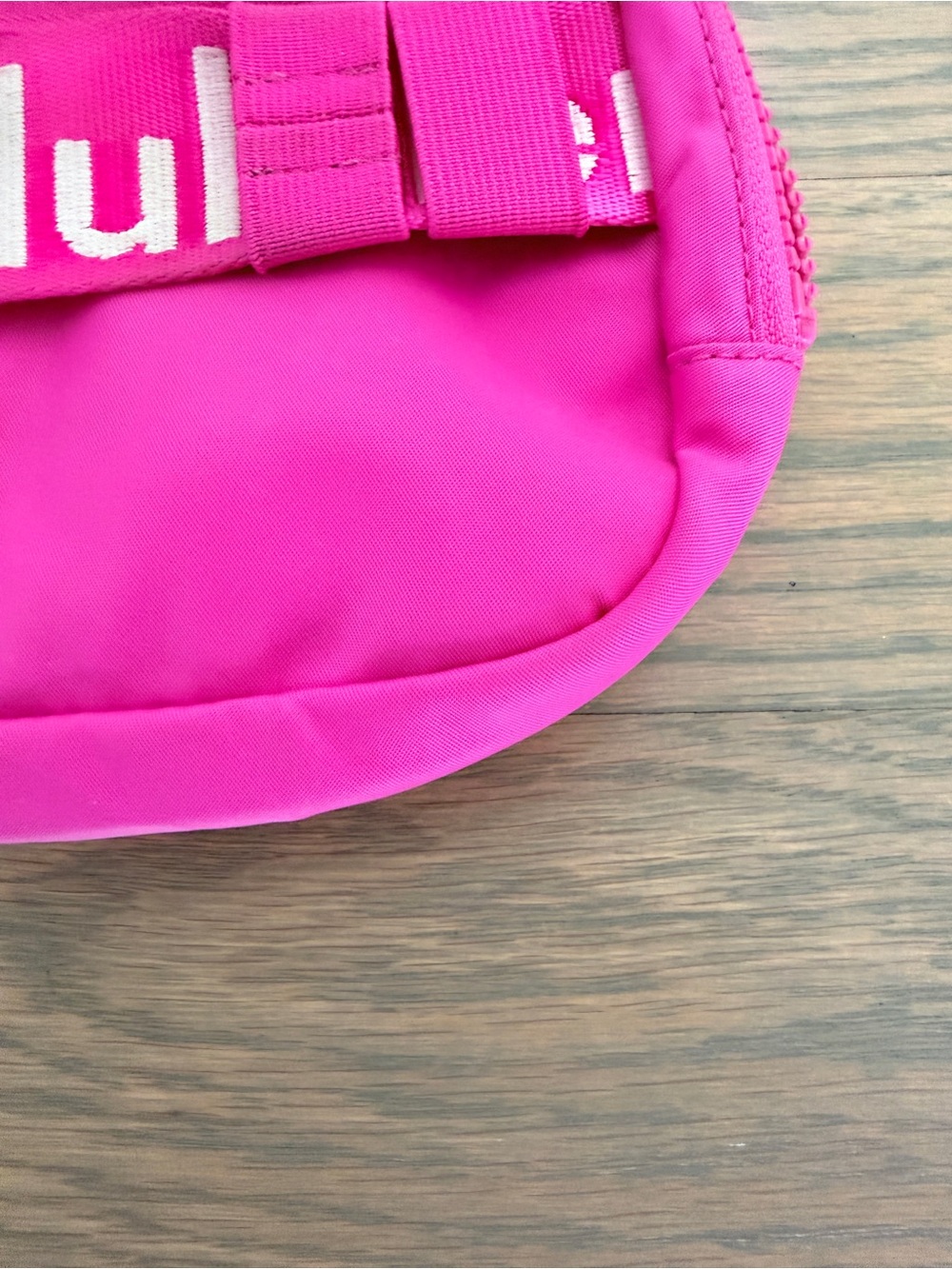 lululemon Bright Pink Everywhere Belt Bag with Logo Strap - Picture 7 of 9